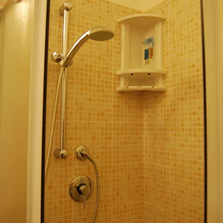 布拉玛科黄金酒店