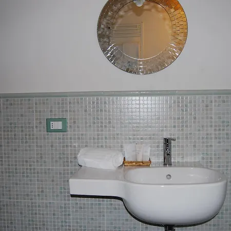 Burlamacco Gold Bed and Breakfast Βιαρέτζιο