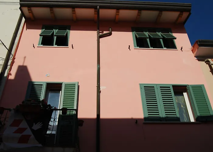 Burlamacco Gold Bed & Breakfast