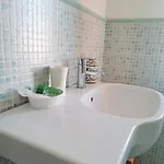 Burlamacco Gold B&B