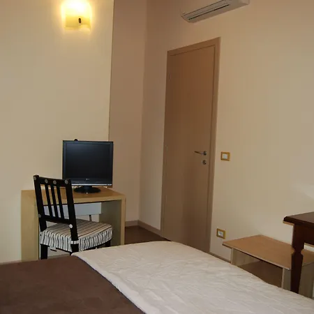 Burlamacco Gold 3* В'яреджо