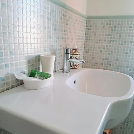 Burlamacco Gold Bed & Breakfast