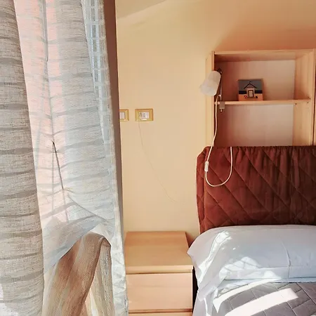 Burlamacco Gold Bed & Breakfast