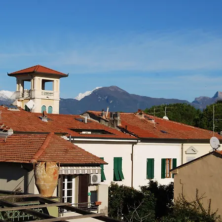 Bed & Breakfast Burlamacco Gold