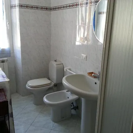 Burlamacco Gold Bed & Breakfast